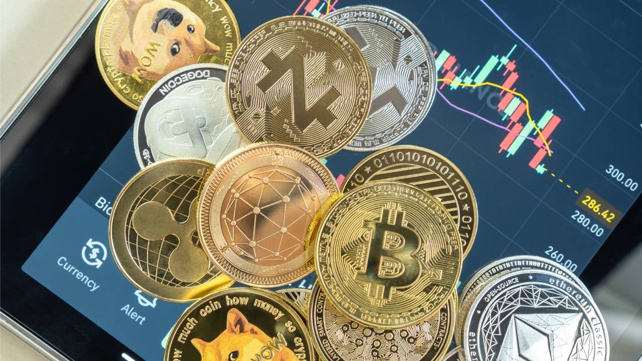 What Cryptocurrency is Worth Investing In?